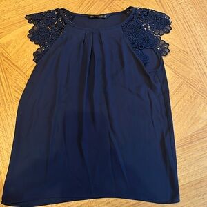 Women’s Size M Navy Zara Blouse